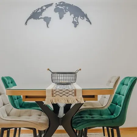 Drop In Apartment