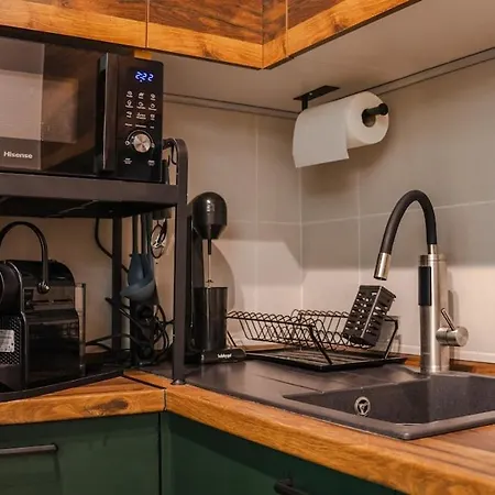 Apartment Drop In *