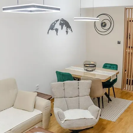 Apartment Drop In *